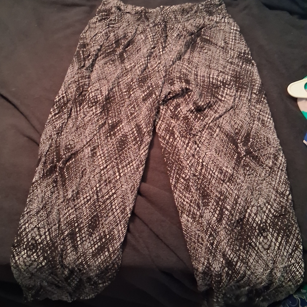 Faded Glory Black and White Patterned Pants